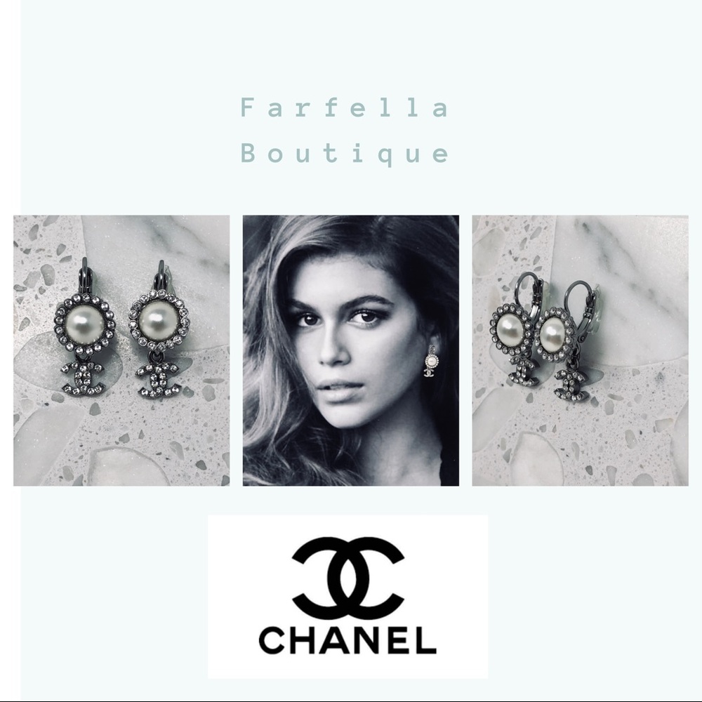 Authentic dangle Chanel earrings with faux pearls